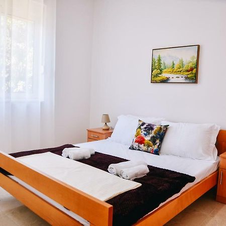 Appartement Riva Luxury à Ulcinj Extérieur photo